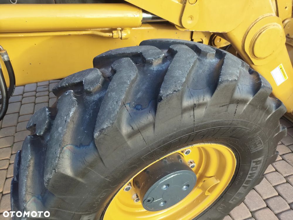 Caterpillar 428B , KOPARKO-ŁADOWARKA  , NOWE OPONY , Z FIRMY PAŃSTWOWEJ , STAN SUPER - 24