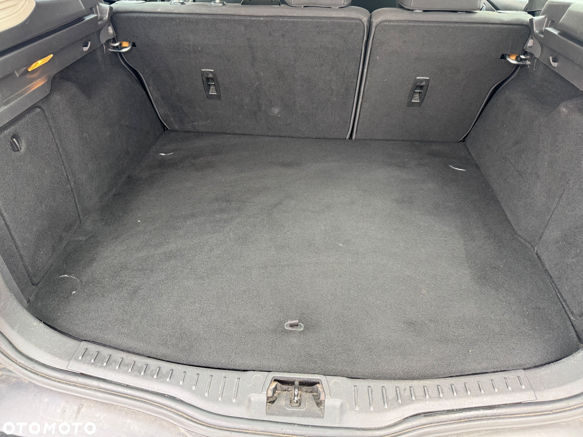 Ford Focus 1.6 Edition Start - 12