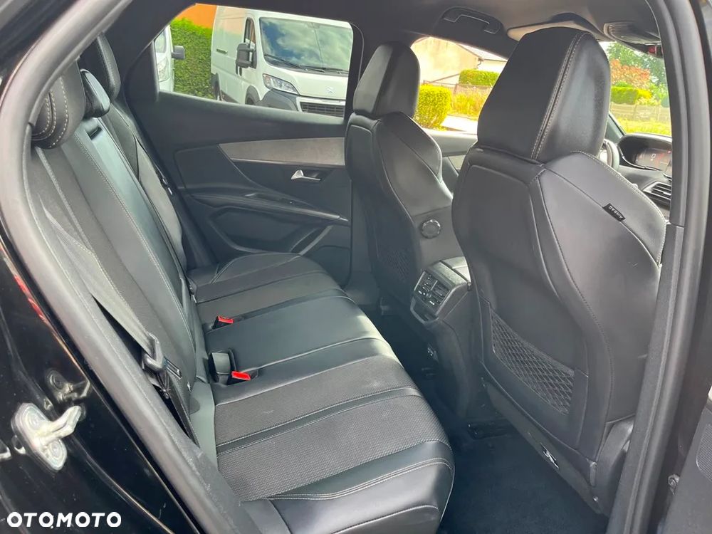 Peugeot 3008 1.2 PureTech GT Pack S&S EAT8 - 7