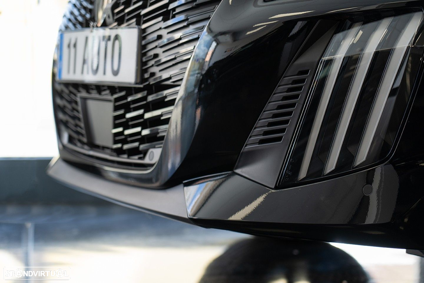Peugeot 208 1.2 PureTech Allure - 4
