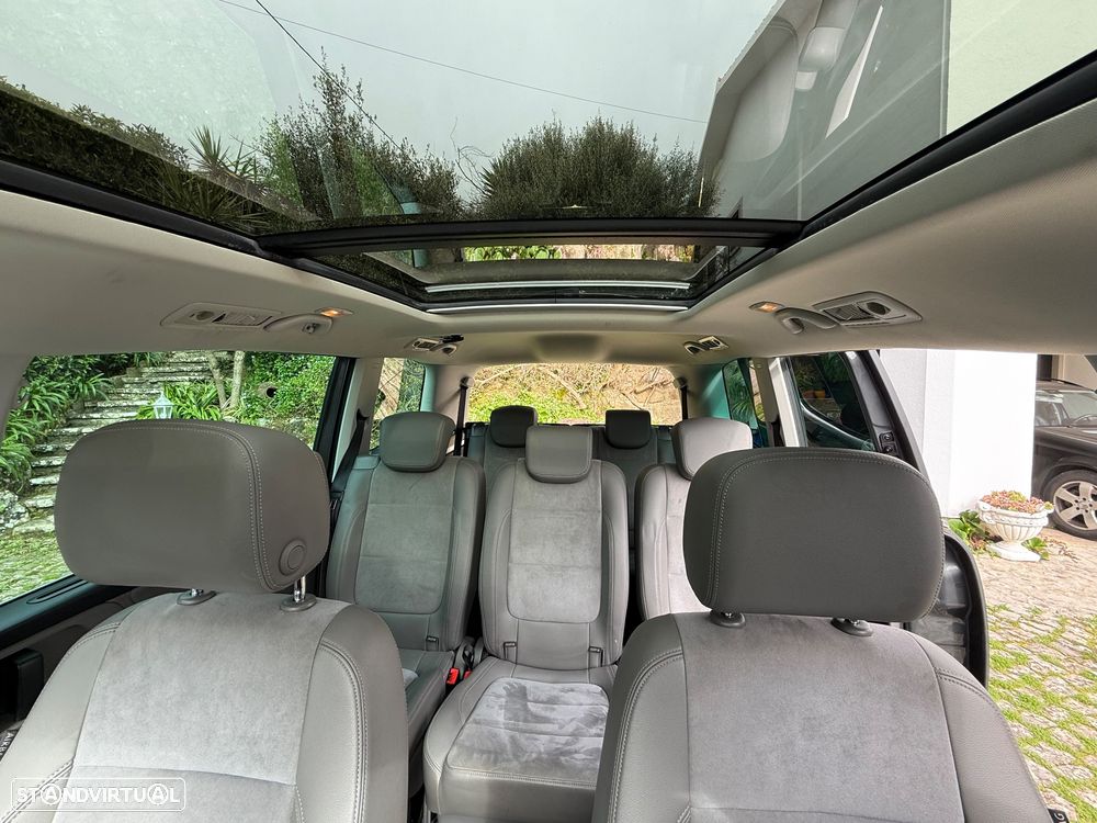 VW Sharan 2.0 TDI Highline DSG - 31