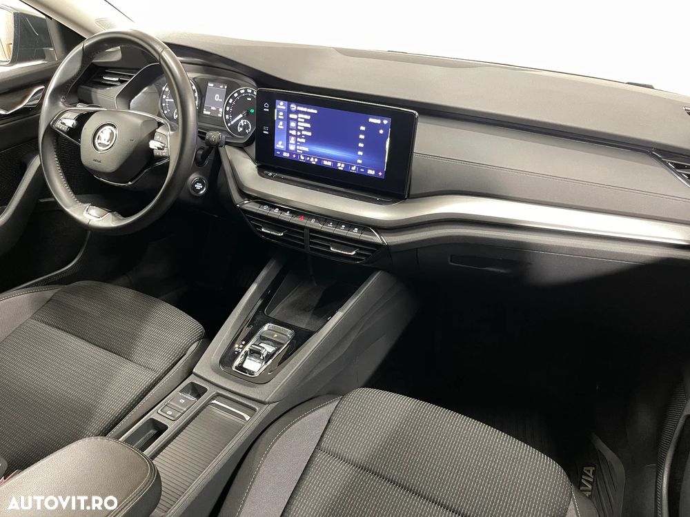 Skoda Octavia 2.0 TDI DSG Ambition - 9