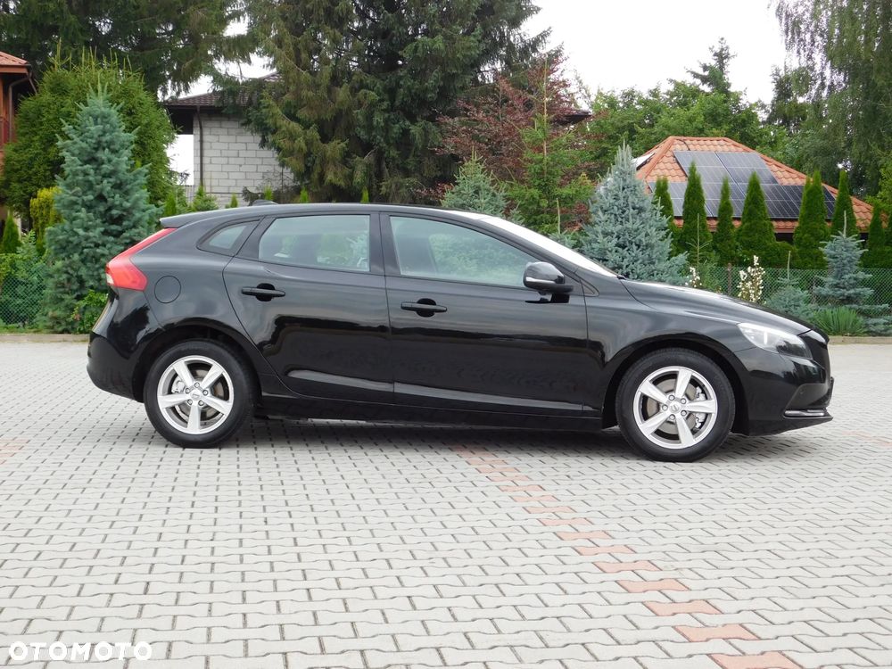 Volvo V40 T2 Kinetic - 11