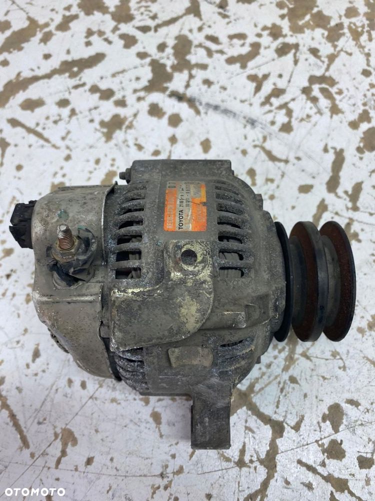 TOYOTA LAND CRUISER KJ 90 Alternator 27060-67070 - 3