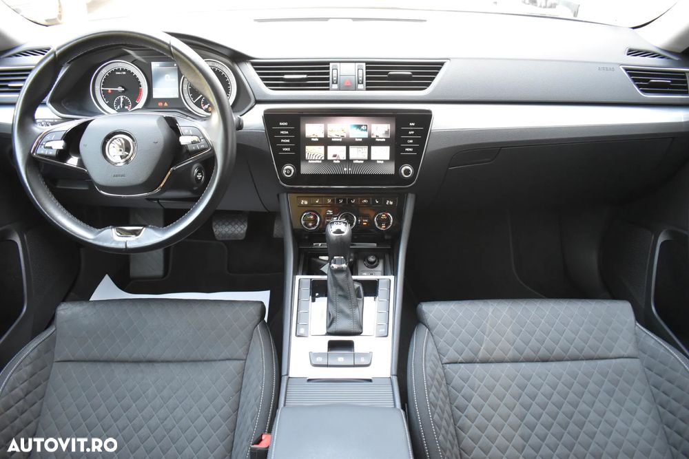 Skoda Superb 2.0 TDI DSG Ambition - 9