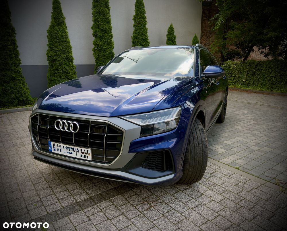 Audi Q8 - 1