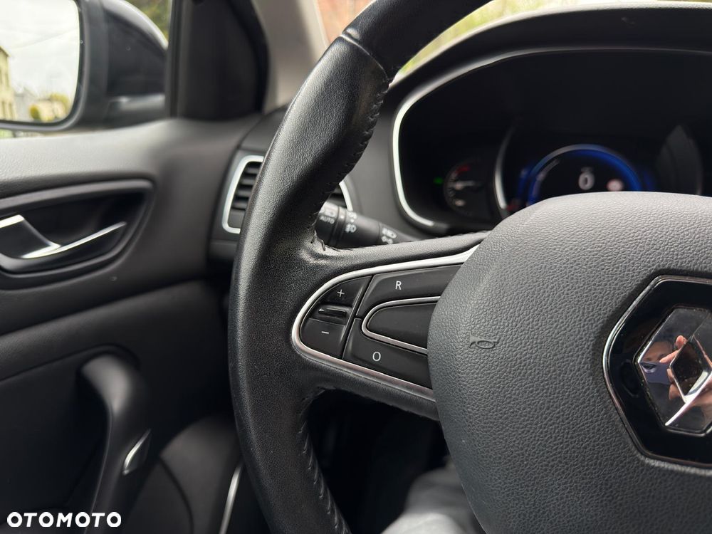 Renault Megane ENERGY TCe 100 LIMITED - 21