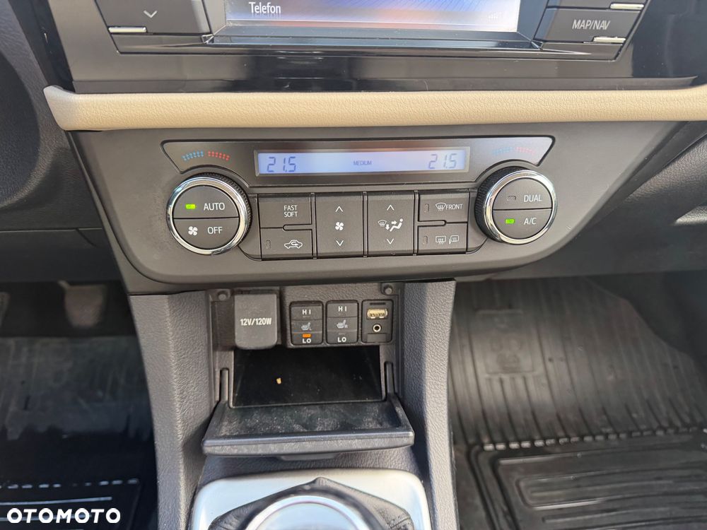 Toyota Corolla 1.6 Prestige - 19