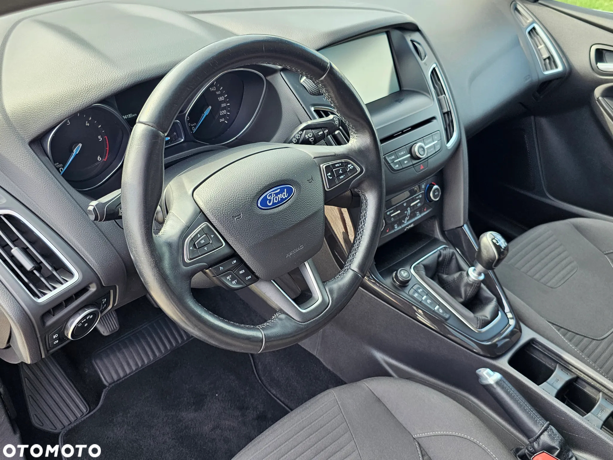 Ford Focus Turnier 1.5 EcoBlue Start-Stopp-System TITANIUM X - 17