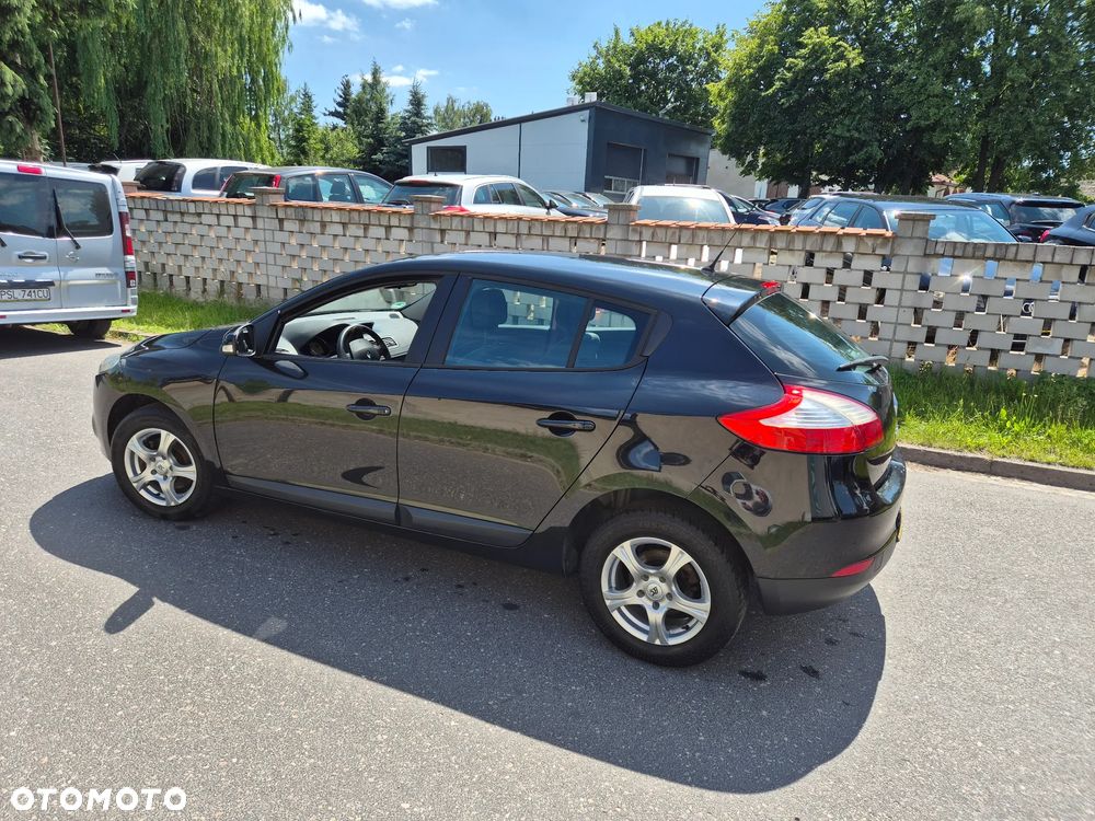 Renault Megane 1.6 16V 100 Expression - 11