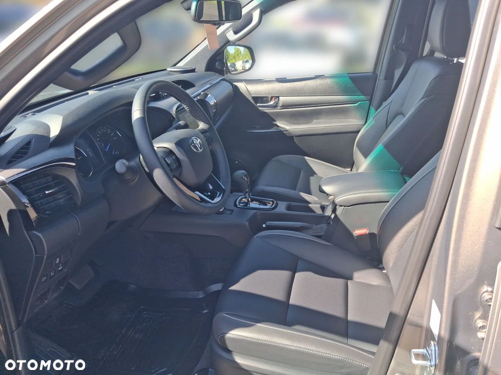 Toyota Hilux 2.8 D-4D Double Cab Invincible 4x4 - 15
