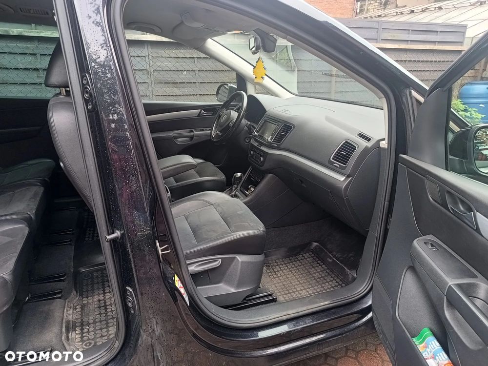Volkswagen Sharan 2.0 TDI Highline DSG - 9