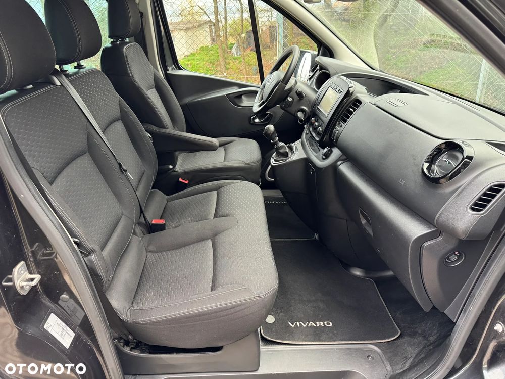 Opel Vivaro - 10