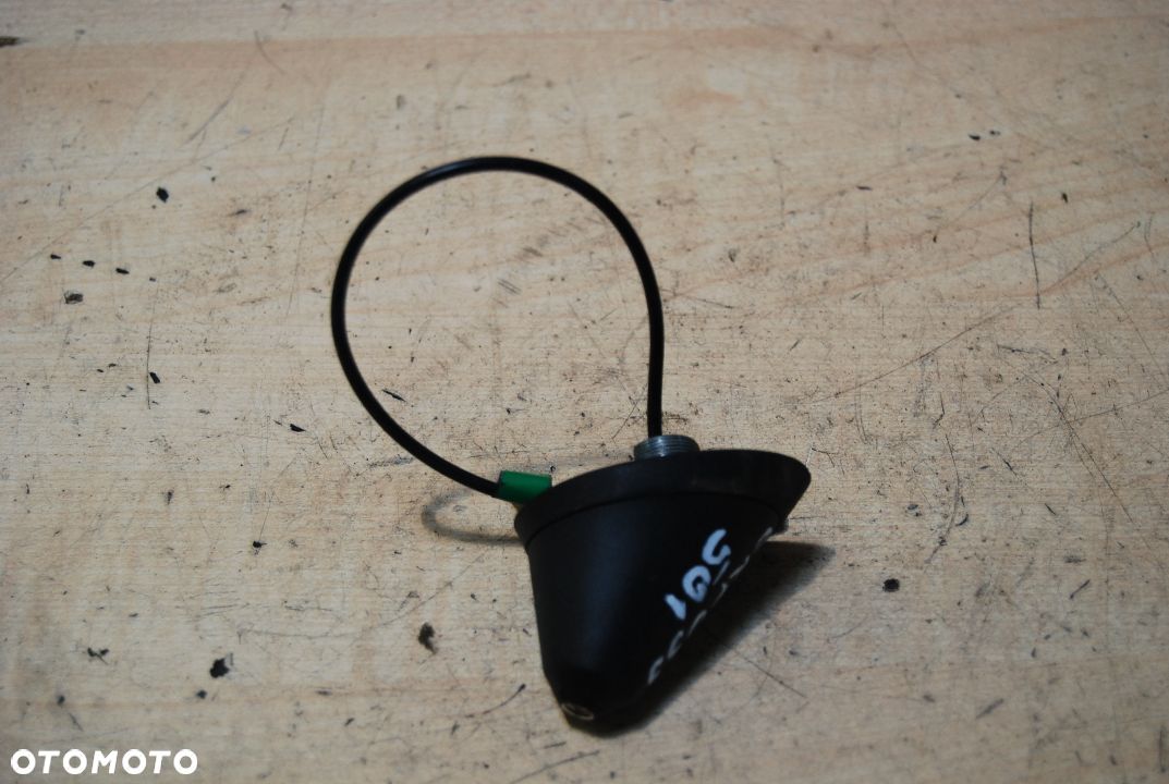 ANTENA DACHOWA 6R0035501 VW POLO 6R SKODA SEAT - 1