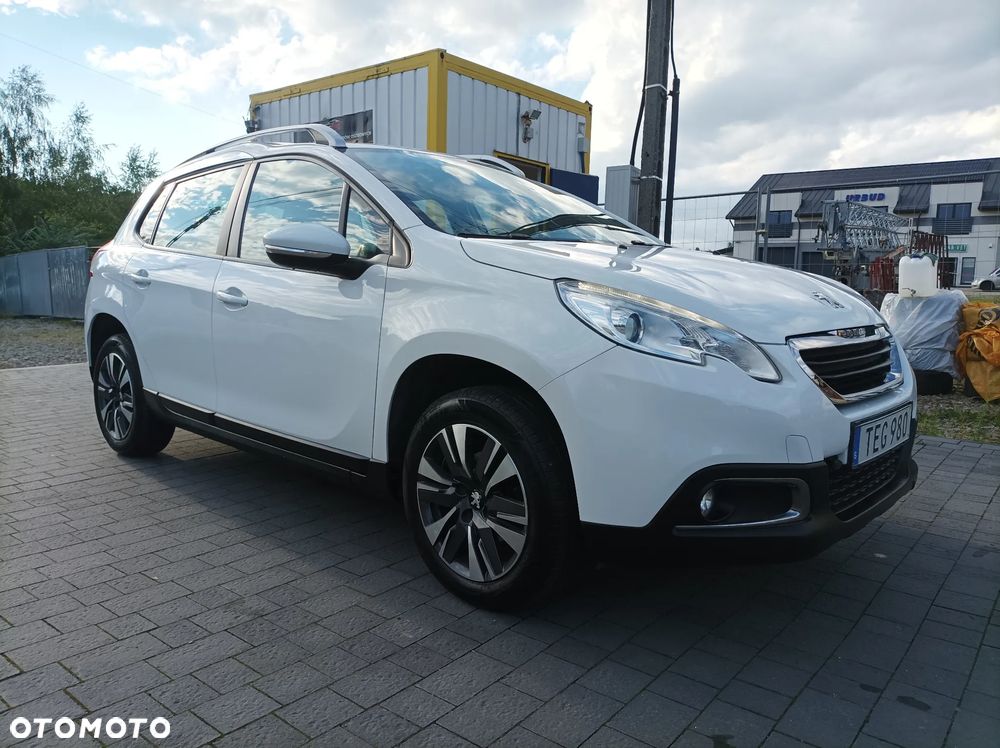 Peugeot 2008 PureTech 82 Urban Move - 4