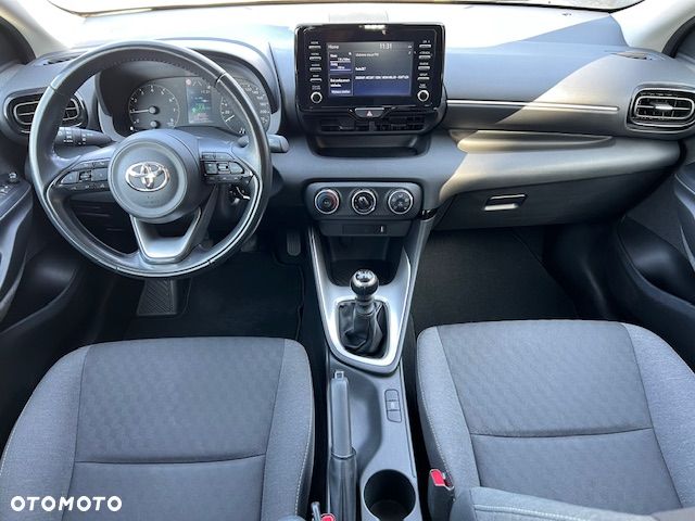 Toyota Yaris - 8