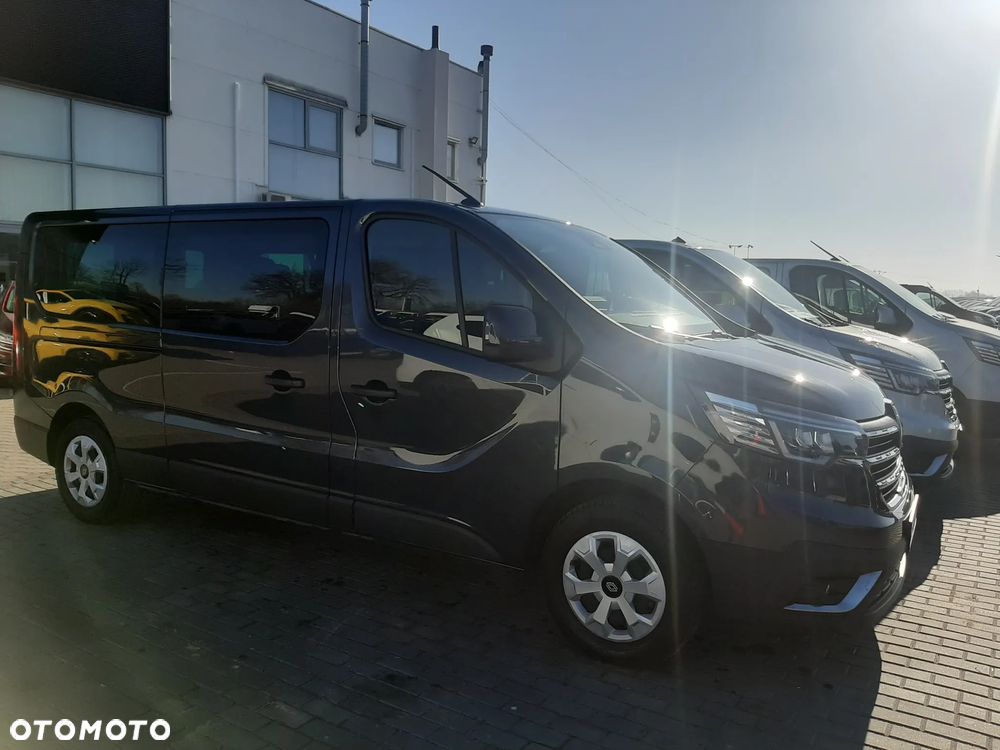 Renault Trafic 2.0 dCi EDC - 9