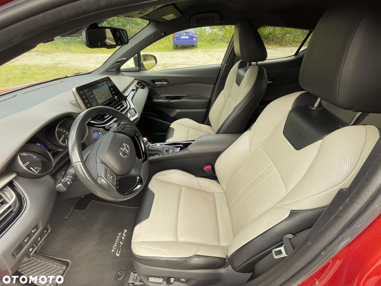 Toyota C-HR - 9