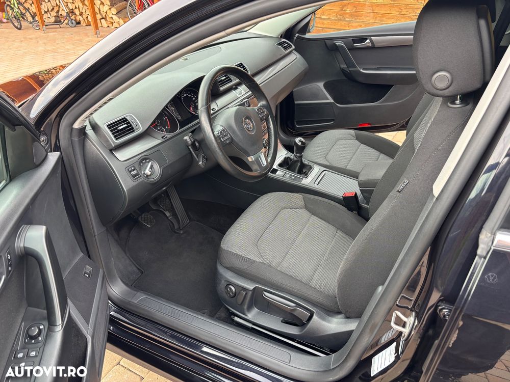 Volkswagen Passat 2.0 TDI BlueMotion Technology DPF Comfortline - 7