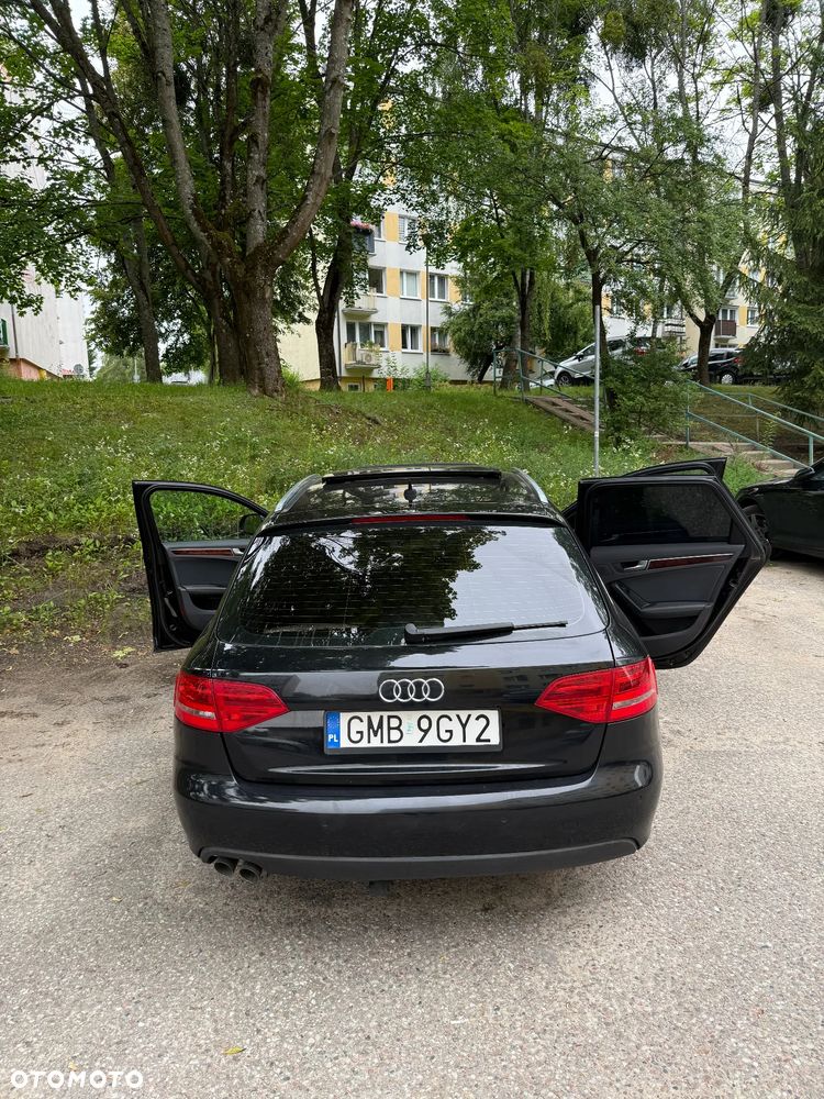 Audi A4 Avant 2.0 TDI - 7