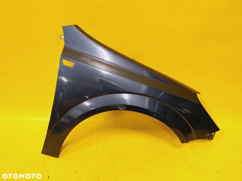 BŁOTNIK PRAWY PRZÓD PRZEDNI OPEL ASTRA III H LAK: Z168 NR156 - 1
