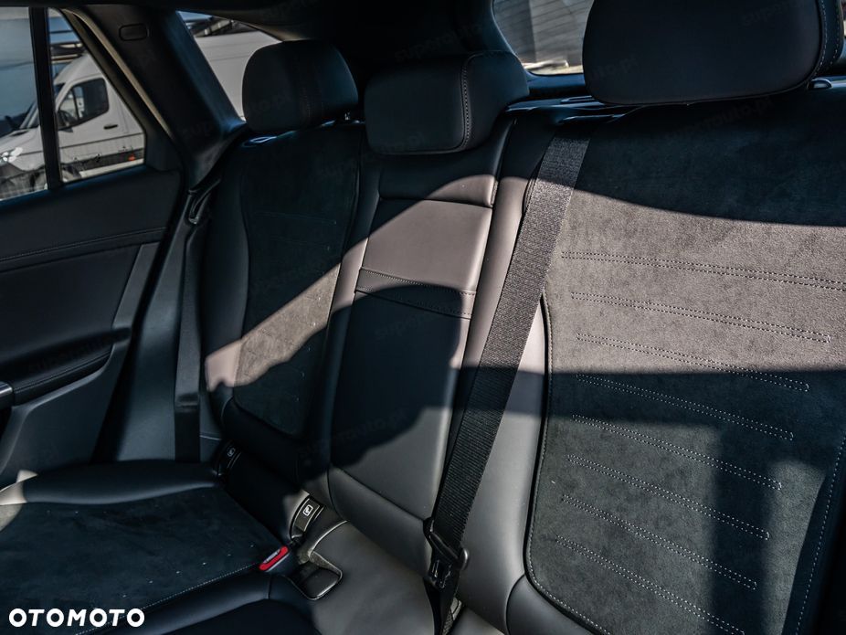 Mercedes-Benz GLC - 15