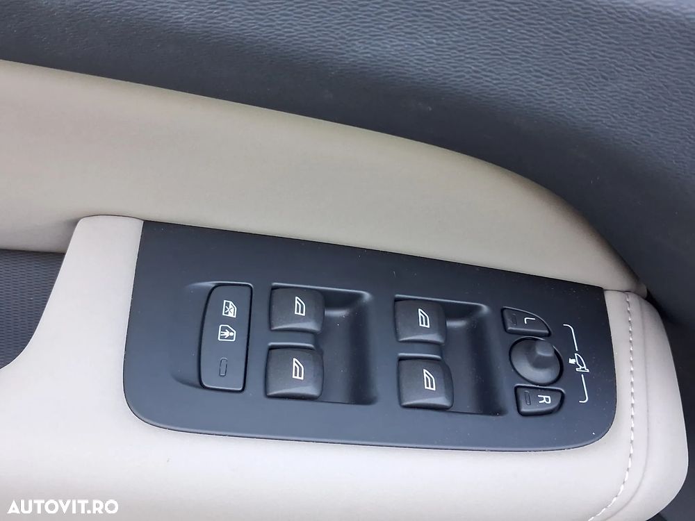 Volvo XC 60 - 13