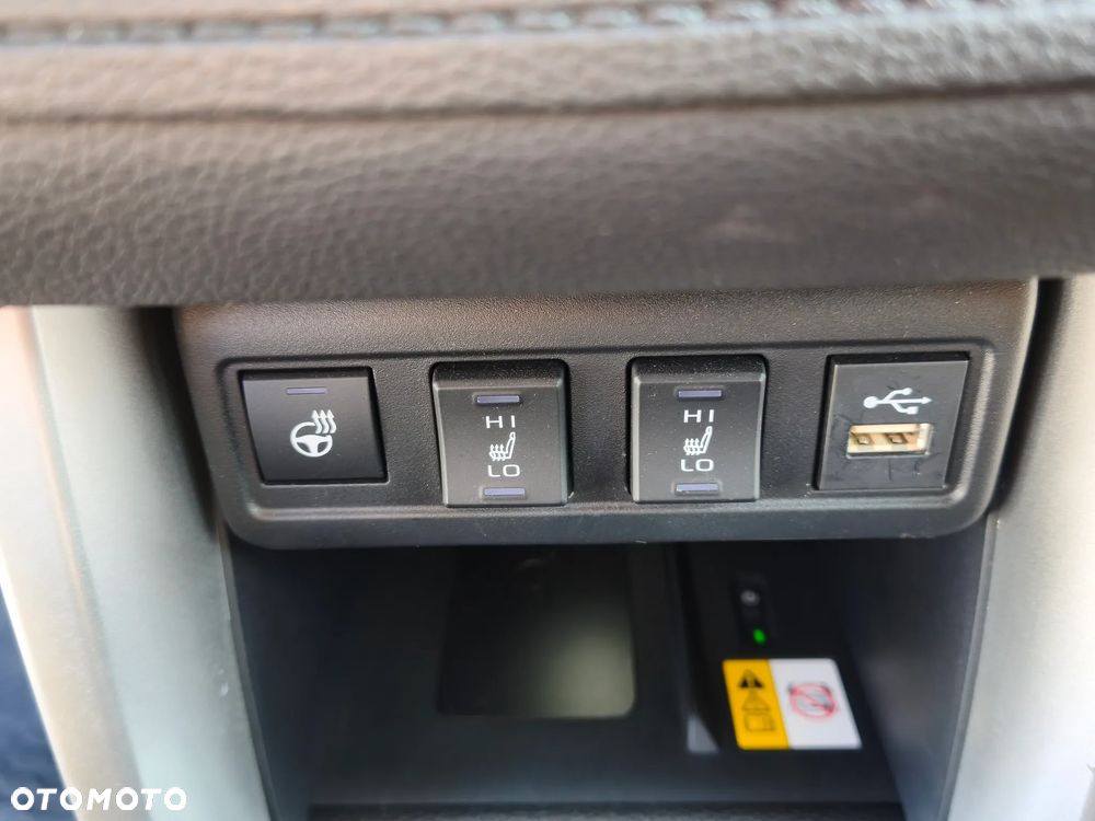Toyota Corolla Cross 2.0 Hybrid Style - 24