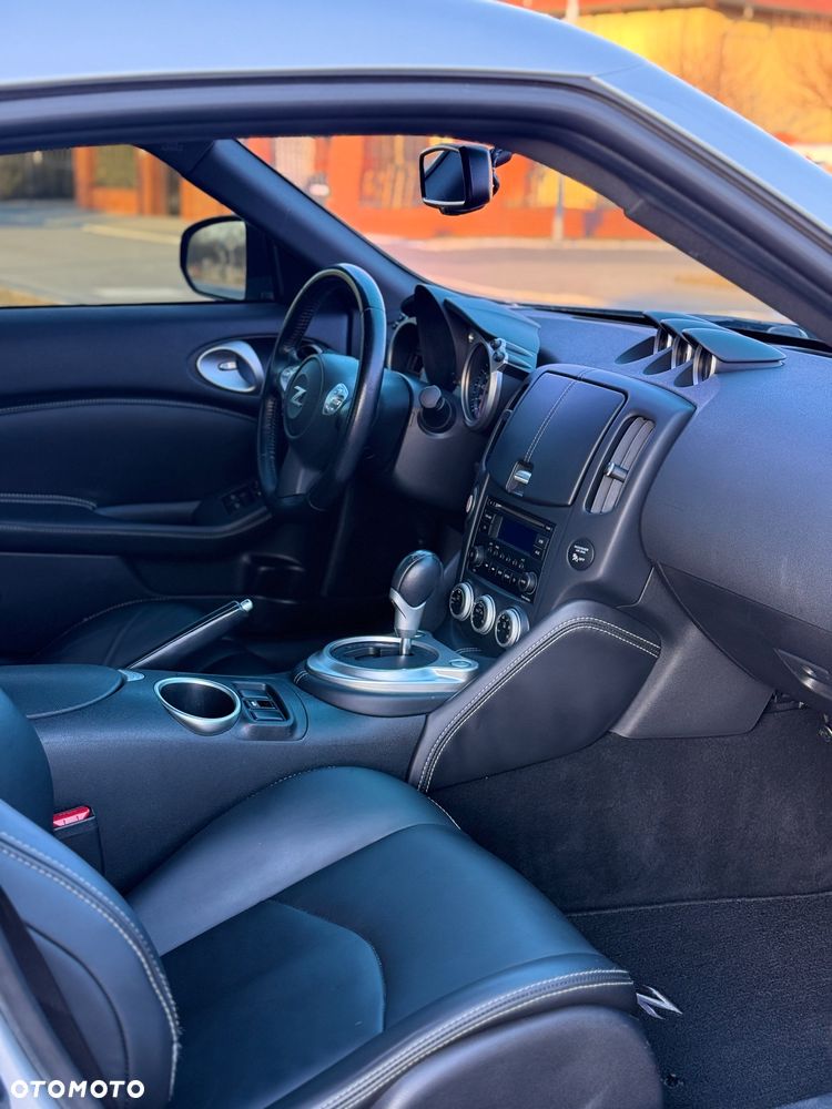 Nissan 370 Z - 14