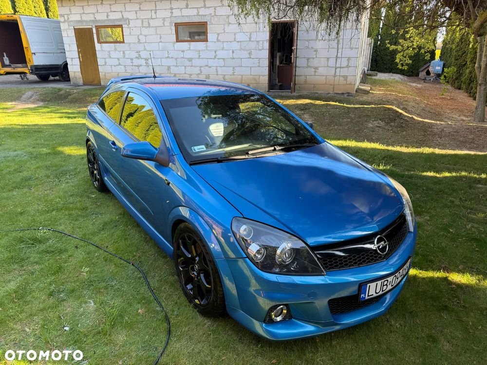 Opel Astra OPC - 8