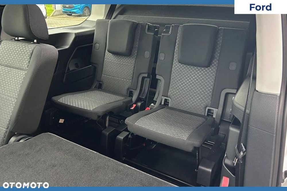 Ford Tourneo Connect - 9