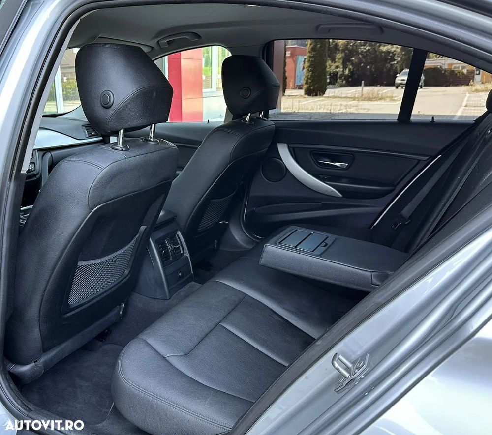 BMW Seria 3 - 33