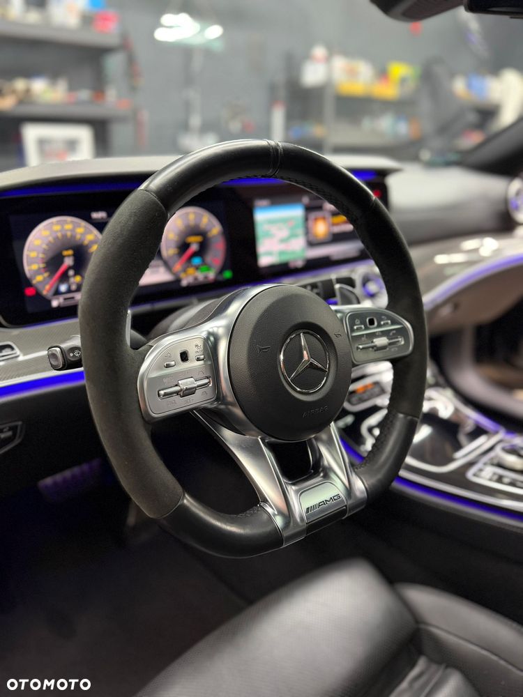 Mercedes-Benz Klasa E AMG 53 4Matic AMG Speedshift 9G-TRONIC - 29