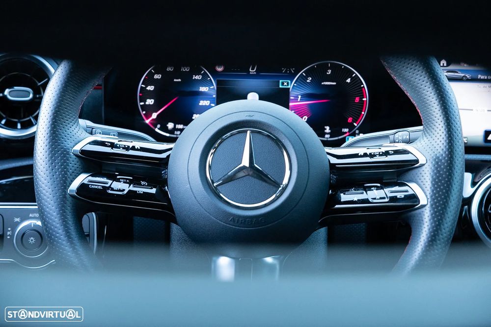 Mercedes-Benz A 200 d 4Matic 8G-DCT Advanced AMG Line - 33