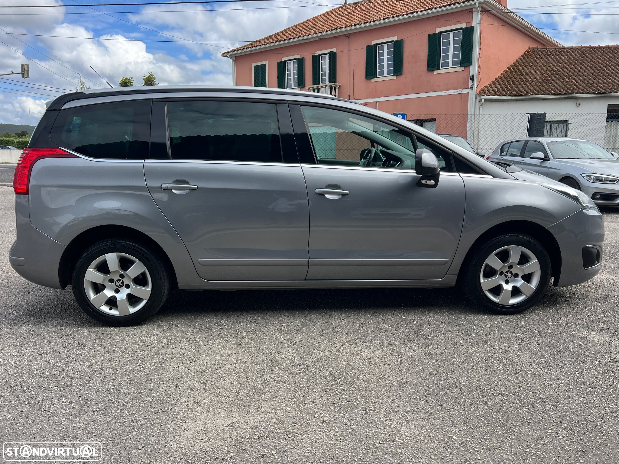 Peugeot 5008 1.6 BlueHDi Allure - 17