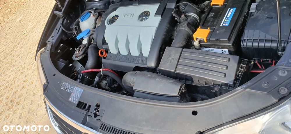 Volkswagen Touran 1.9 TDI - 23