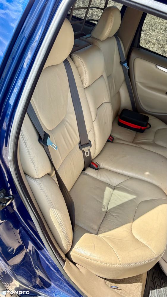 Volvo V70 Cross Country 2.4 AWD - 11