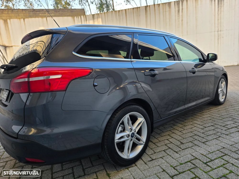 Ford Focus SW 1.5 TDCi Titanium - 32