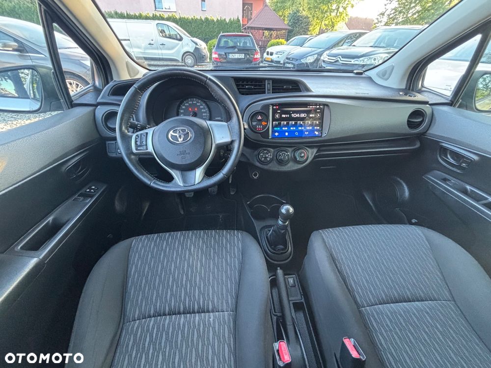 Toyota Yaris 1.4 D-4D Comfort - 24