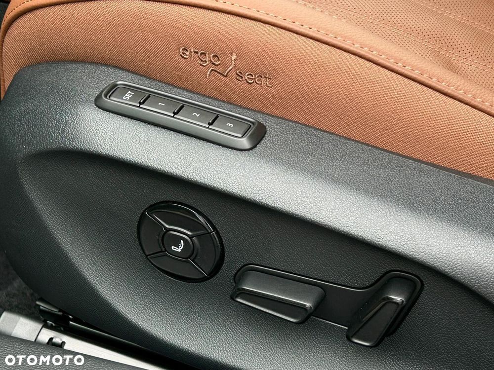 Skoda Superb 2.0 TSI 4x4 L&K DSG - 36