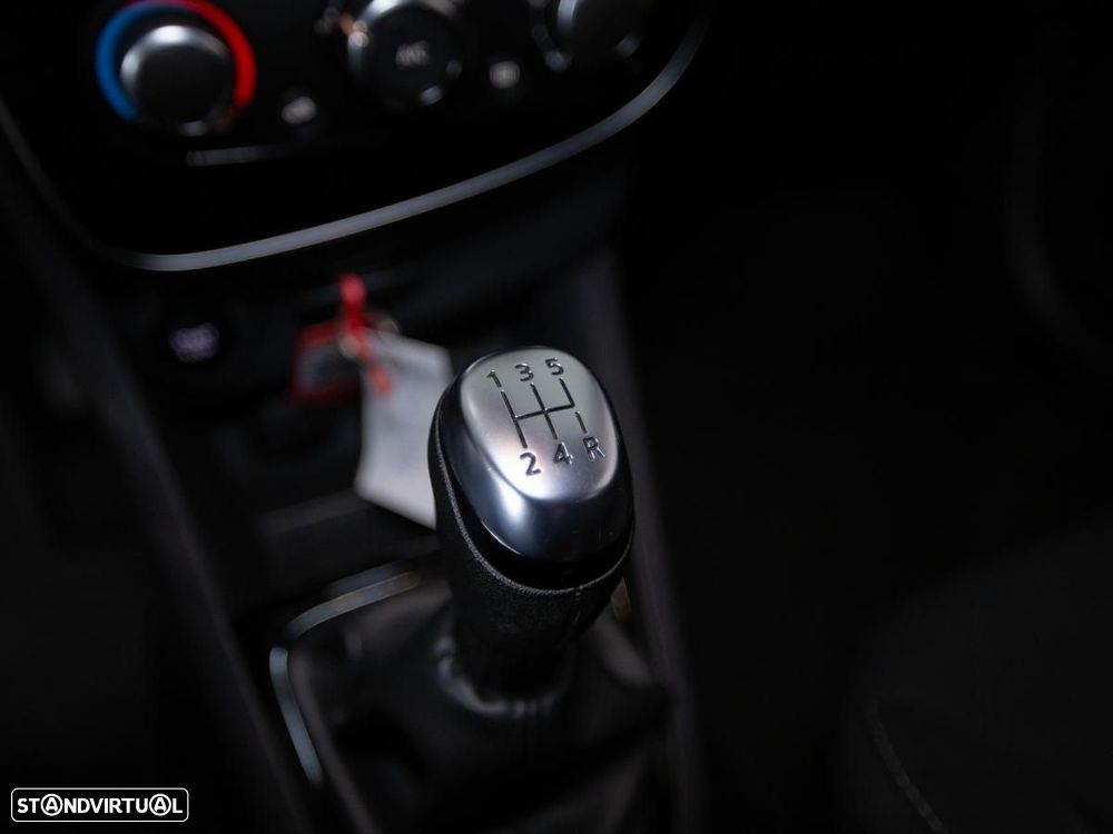 Renault Clio Sport Tourer 0.9 TCe Limited - 19