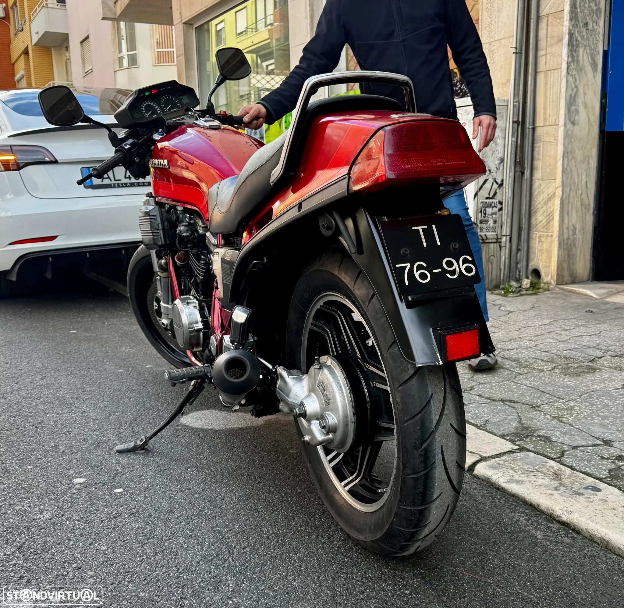 Honda VF Honda VF750 V45 SABRE - 2