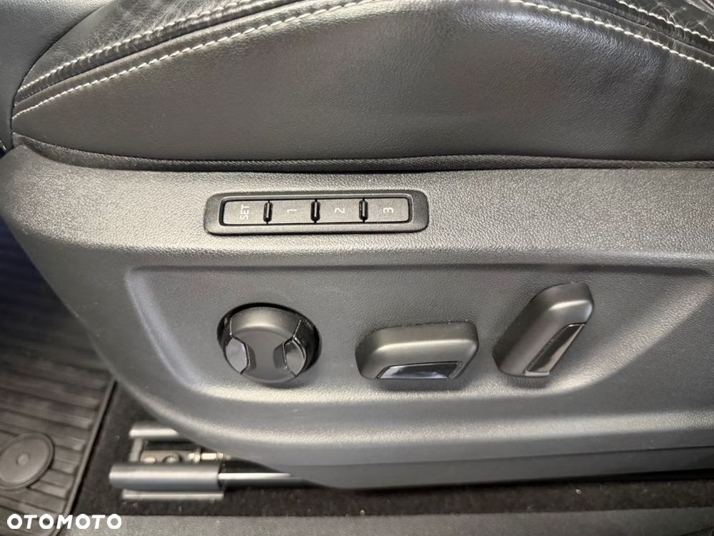 Skoda Kodiaq 2.0 TDI 4x4 DSG Sportline - 32