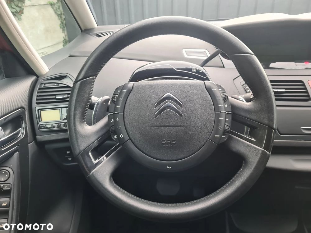 Citroën C4 Grand Picasso - 11
