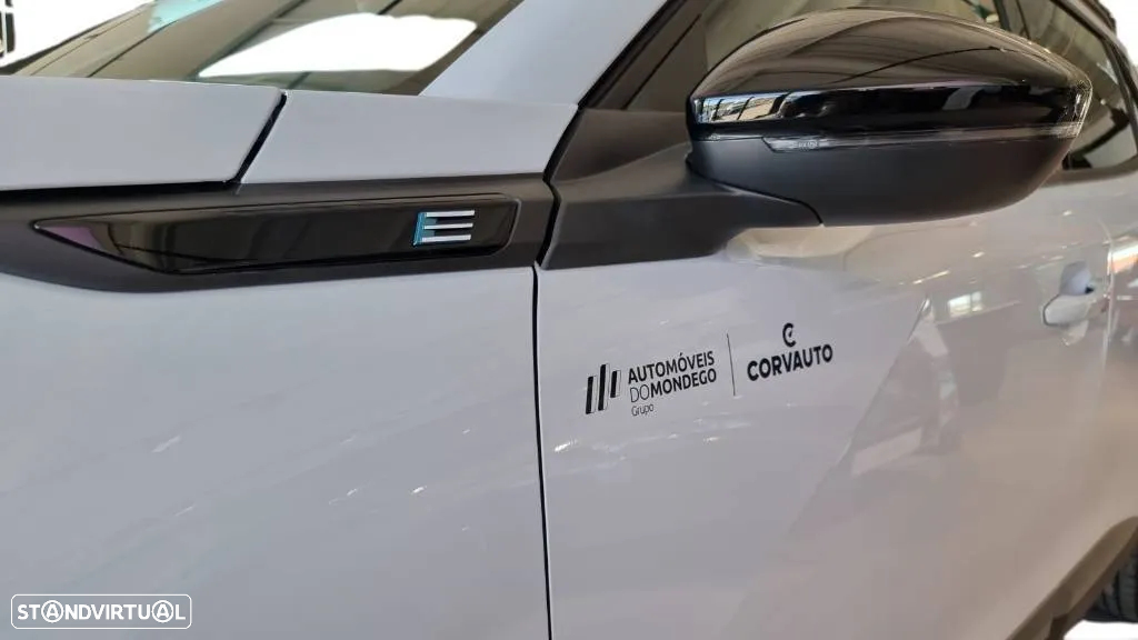 Peugeot e-2008 54 kWh Allure - 12