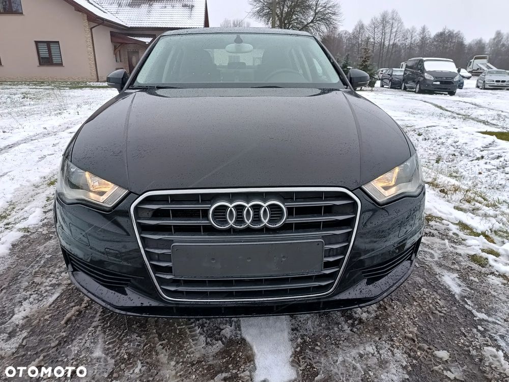 Audi A3 Limousine 1.6 TDI Attraction - 2