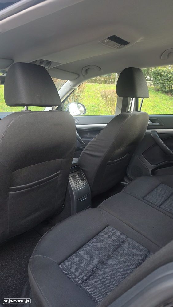 Skoda Octavia Break 1.6 TDi Ambiente - 3