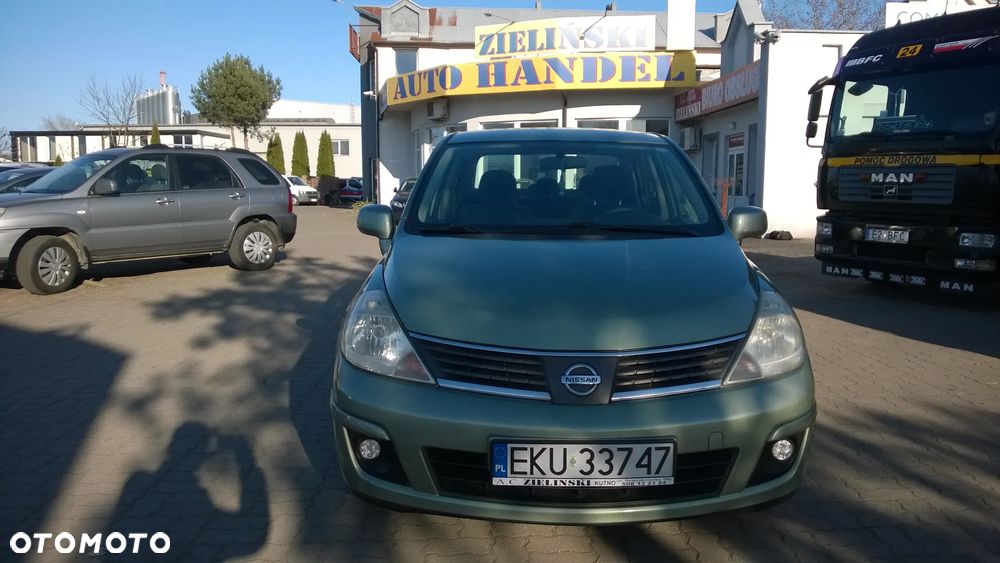 Nissan Tiida 1.6 Tekna - 9