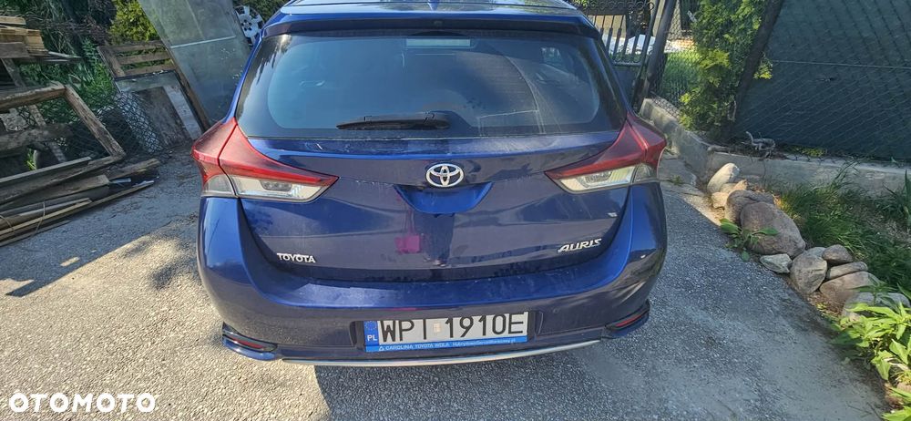 Toyota Auris 1.6 Premium Comfort - 4