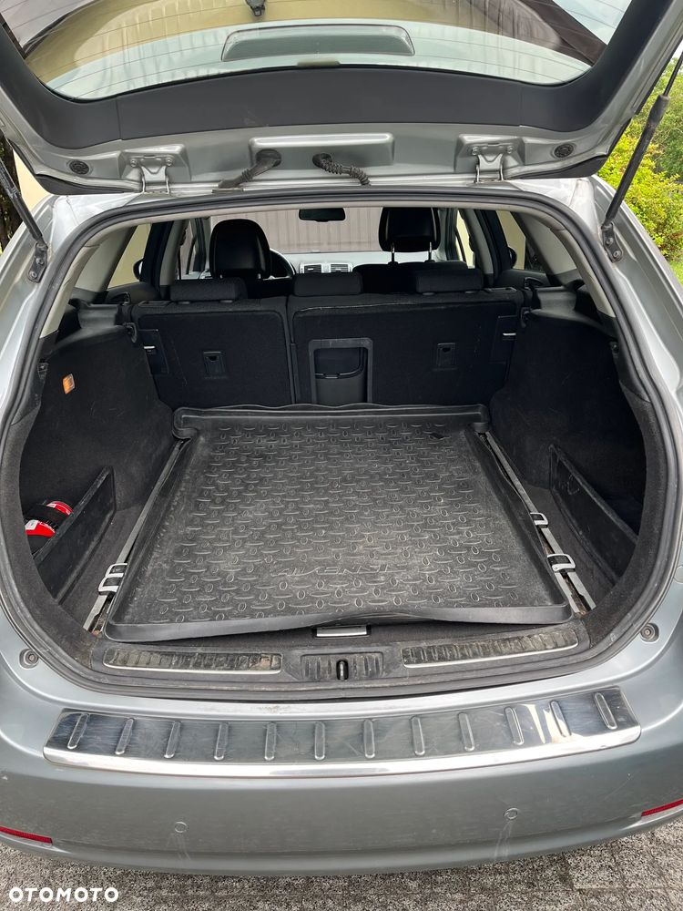 Toyota Avensis 2.0 D-4D Sol plus - 4